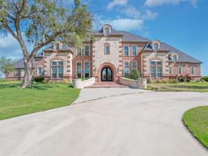 MLS #21236917 image #0