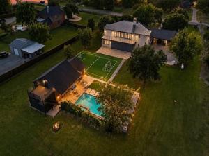 MLS #21239150 image #0