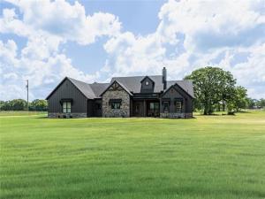 MLS #21243875 image #0