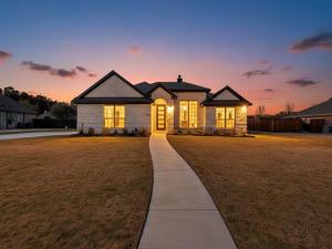 MLS #21245319 image #0