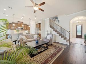 MLS #21245374 image #0
