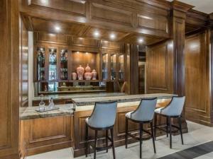MLS #21245790 image #0