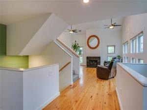 MLS #21247733 image #0