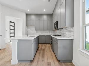 MLS #21249009 image #0