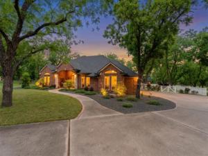 MLS #21249742 image #0