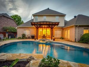 MLS #21250387 image #0
