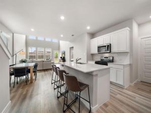 MLS #21250477 image #0
