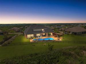 MLS #21250873 image #0