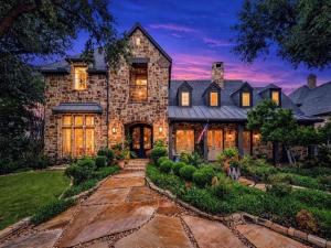 MLS #21252077 image #0