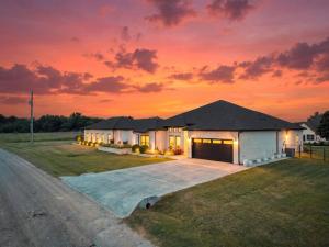 MLS #21252374 image #0