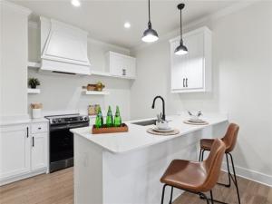 MLS #21253842 image #0