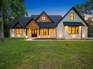 MLS #21254282 image #0
