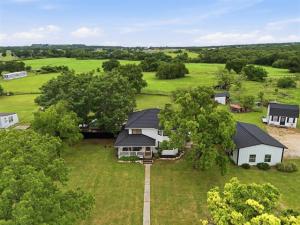 MLS #21258877 image #0