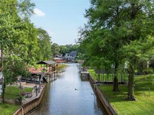 MLS #21260604 image #0