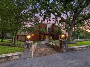 MLS #21260663 image #0
