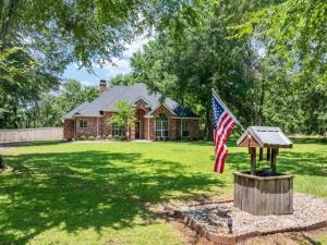 MLS #21261623 image #0