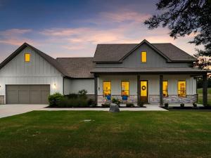 MLS #21261797 image #0