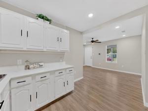 MLS #21265697 image #0