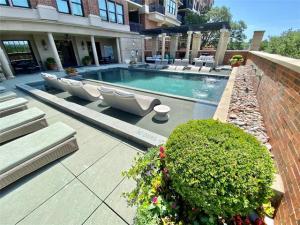 MLS #21265707 image #0