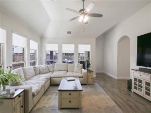 MLS #21267299 image #0