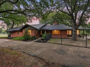 MLS #21267412 image #0