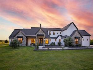 MLS #21267594 image #0