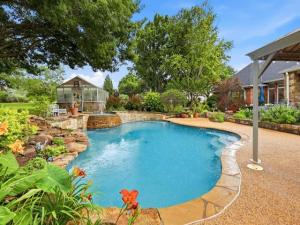 MLS #21267785 image #0