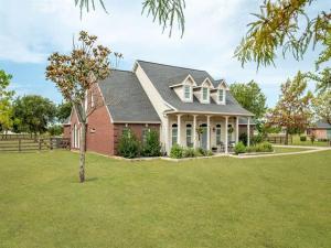 MLS #21267902 image #0