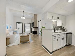 MLS #21270864 image #0