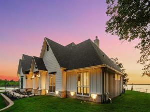 MLS #21271785 image #0
