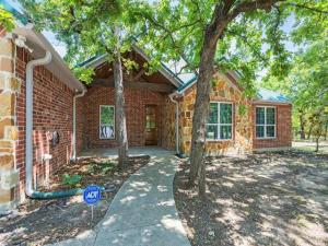 MLS #21271922 image #0