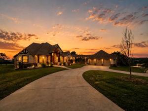 MLS #21272013 image #0