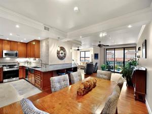 MLS #21272018 image #0