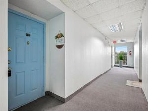 MLS #21272377 image #0
