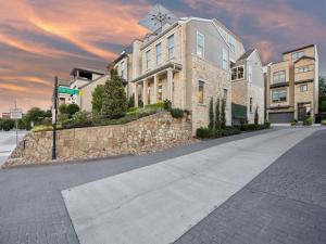 MLS #21275257 image #0