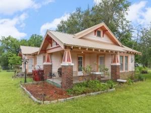MLS #21278138 image #0