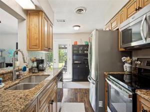 MLS #21278747 image #0