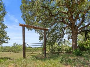 MLS #21279886 image #0