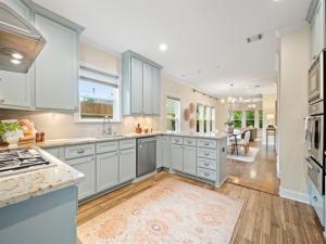 MLS #21282833 image #0