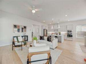 MLS #21282956 image #0