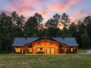 MLS #21284154 image #0