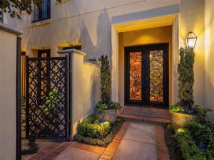 MLS #21284536 image #0