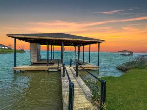 MLS #21288058 image #0