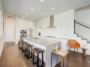 MLS #21288686 image #0