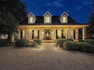 MLS #21289517 image #0