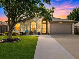 MLS #21289660 image #0