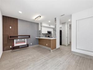 MLS #21294127 image #0
