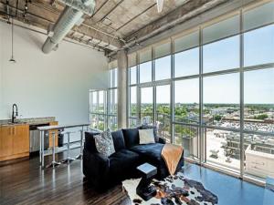MLS #21294508 image #0