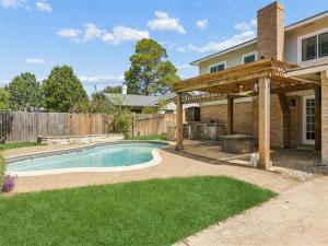 MLS #21294919 image #0