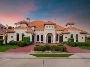 MLS #21296878 image #0